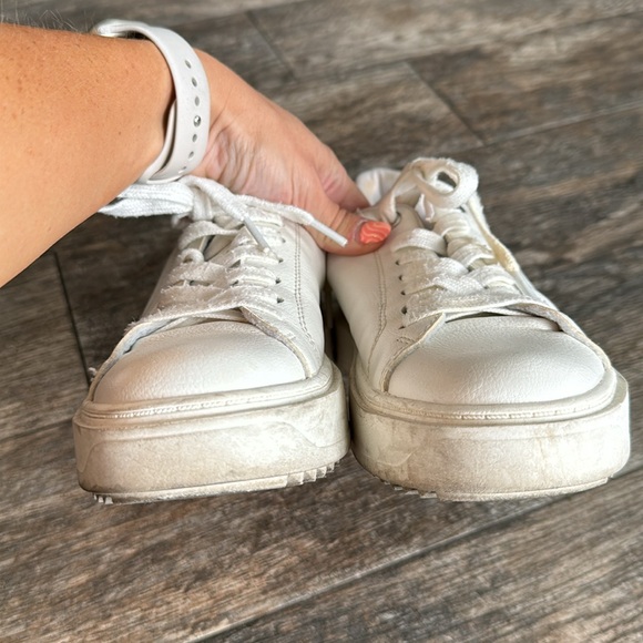 Steve Madden sneakers - Picture 2 of 7